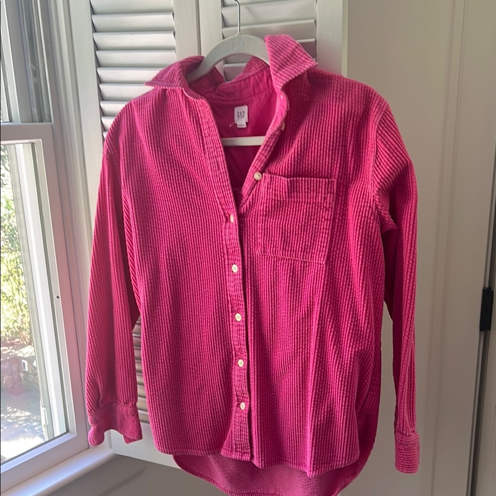 GAP Pink Button Down Shirt Long Sleeves